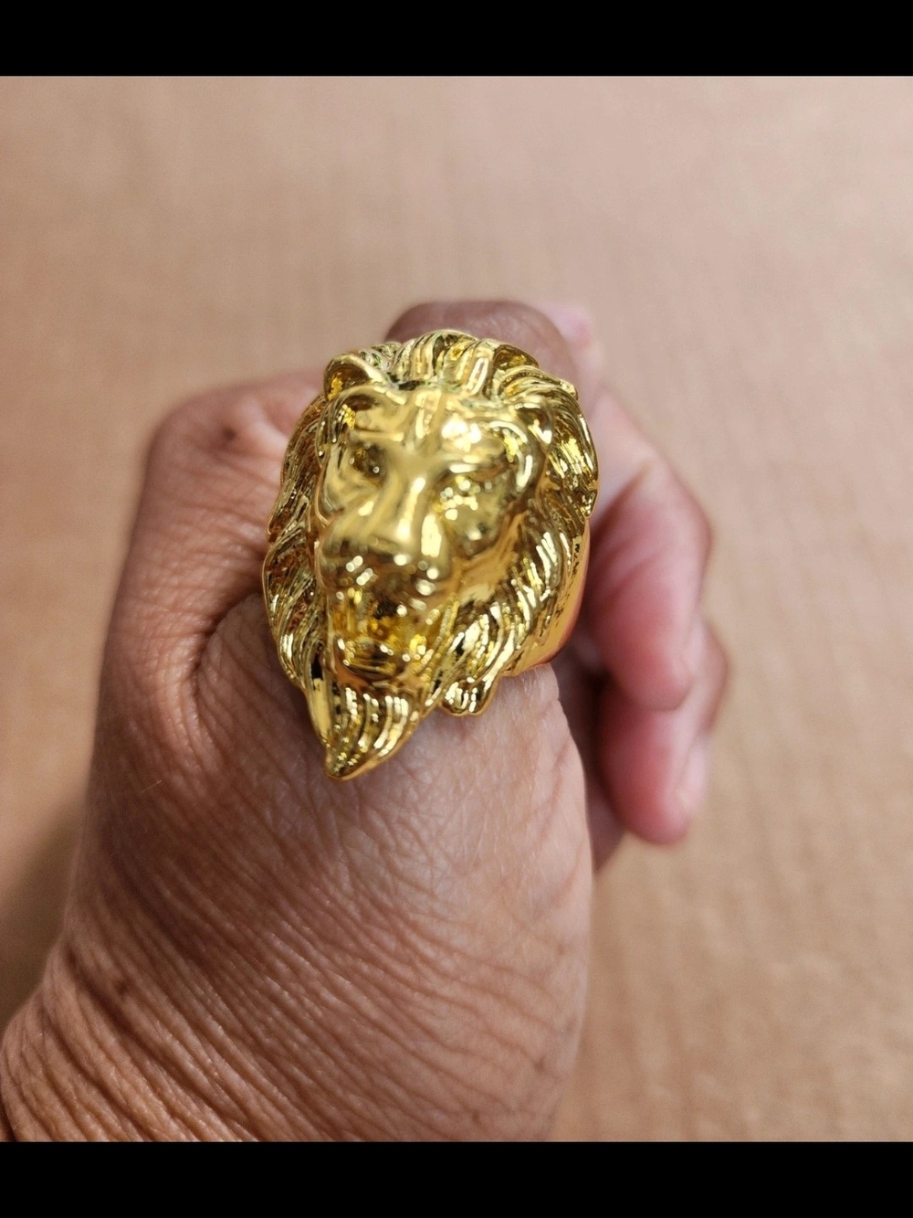 Men’s Gold Tone Roaring Lion Ring Size 13 Statement Ring